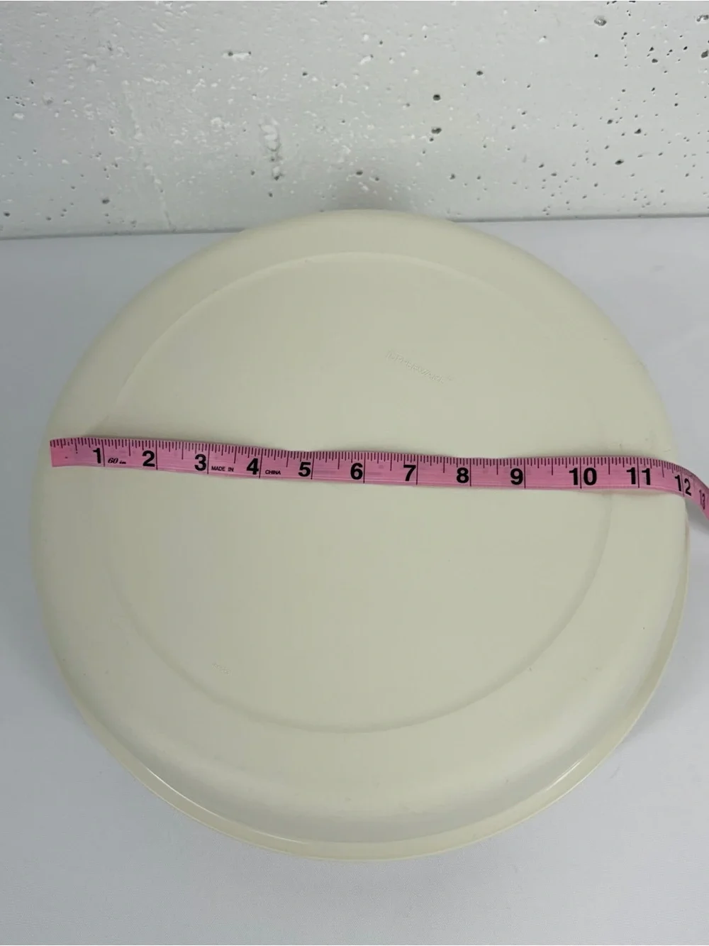 Vintage Tupperware Almond Portable Picnic Serving Center Tray Model 1665